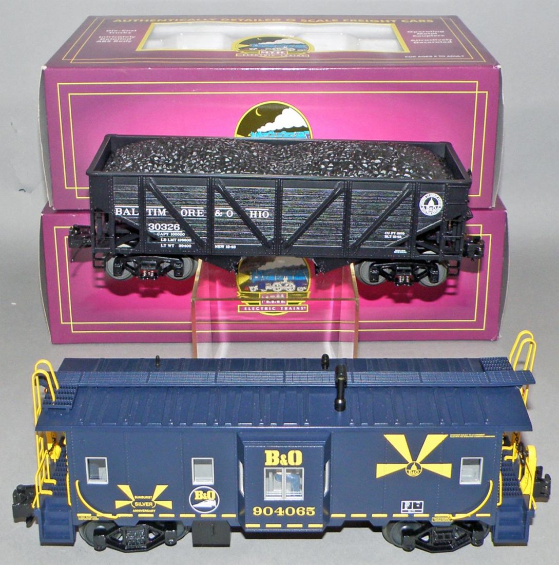 TWO BOXED MTH B&O TRAIN CARS: #20-97158 Composite hopper & #20-91090 Bay window caboose. Size: 9 1/2" long