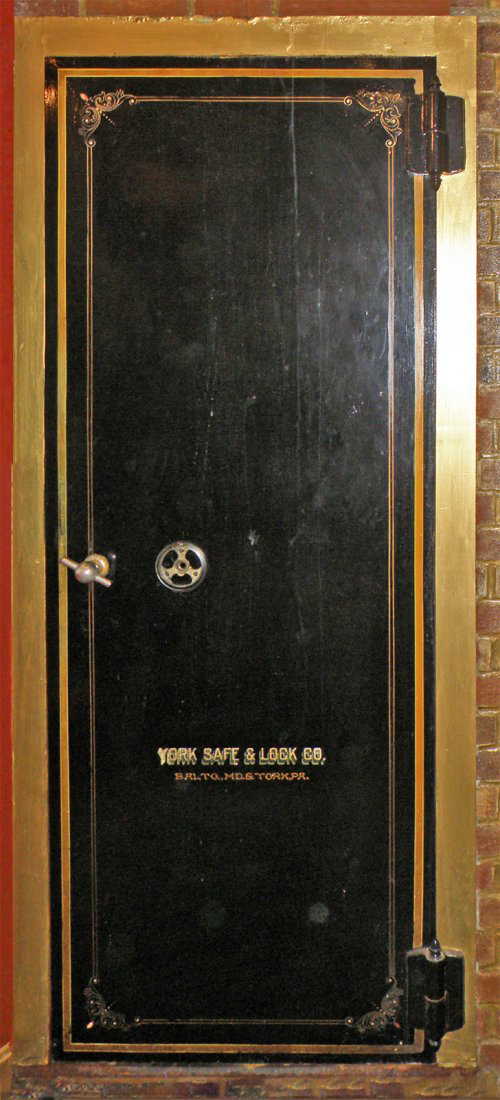 ANTIQUE YORK SAFE CAST IRON BANK VAULT DOOR - ANTIQUE YORK SAFE CAST IRON BANK VAULT DOOR