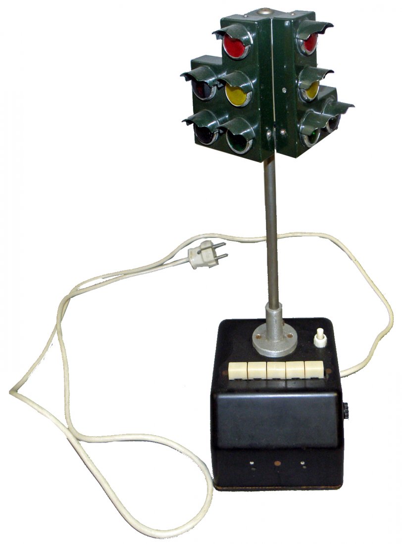 GERMAN DRIVING SCHOOL TRAFFIC LIGHT MODEL: Complete. Not tested. (220v) Minor paint wear. 15 3/4" tall