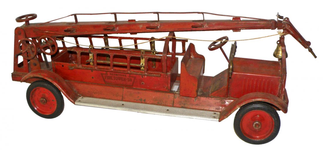 KEYSTONE PACKARD WATER TOWER TRUCK: Complete original with playwear. 33\\\" long