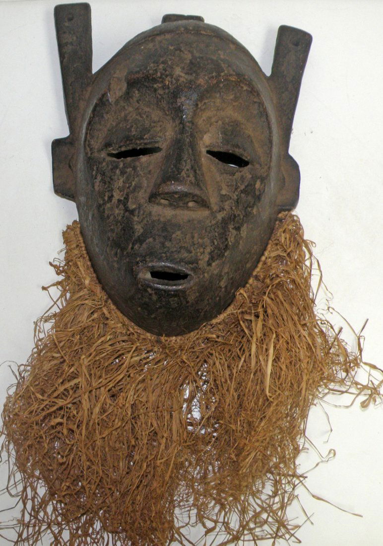 PENDE MASK (1 of 2)