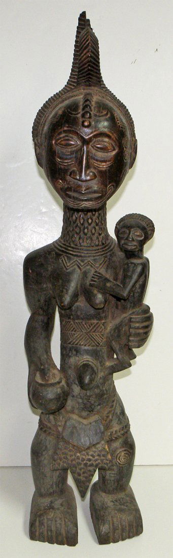BUYU MATERNITY STATUE (1 of 2)