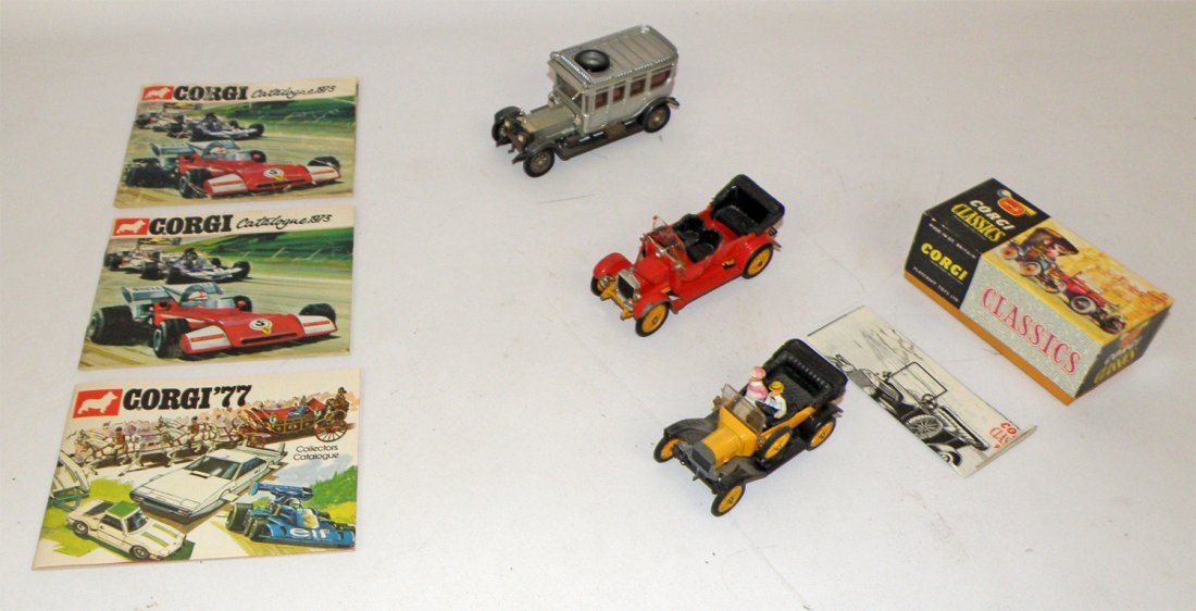 CORGI CARS & CATALOGS (1 of 1)