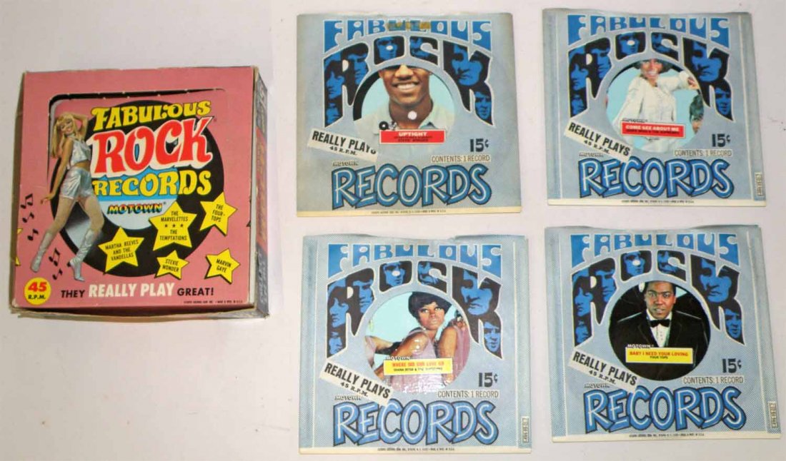 SCARCE TOPPS GUM ROCK RECORDS DISPLAY (1 of 2)