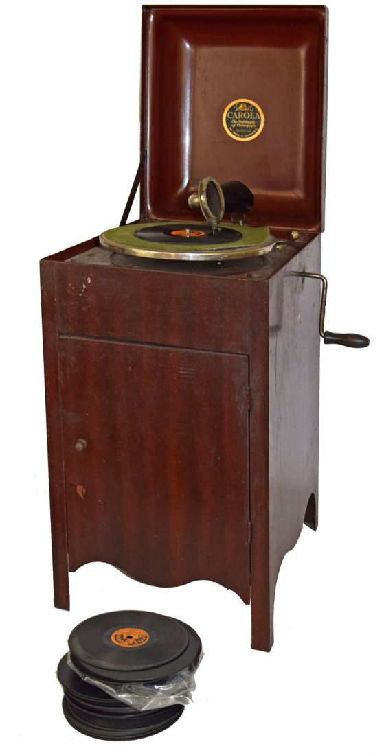 CHILD'S PHONOGRAPH BY CAROLA (1 of 3)