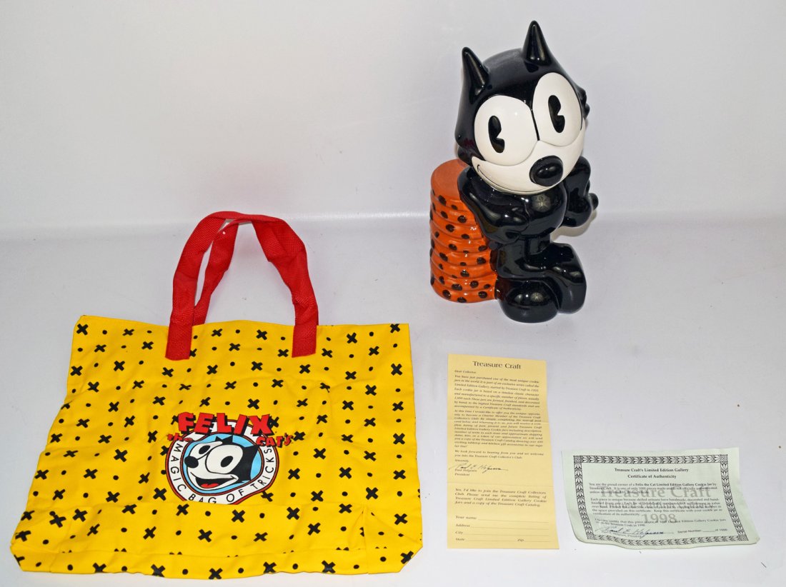TREASURE CRAFT FELIX COOKIE JAR (1 of 4)