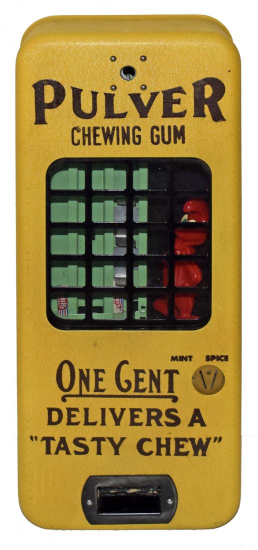 PULVER GUM MACHINE WITH WOODY WOODPECKER (1 of 4)