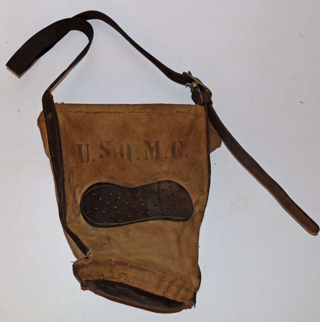 US ARMY FEED BAG (1 of 3)