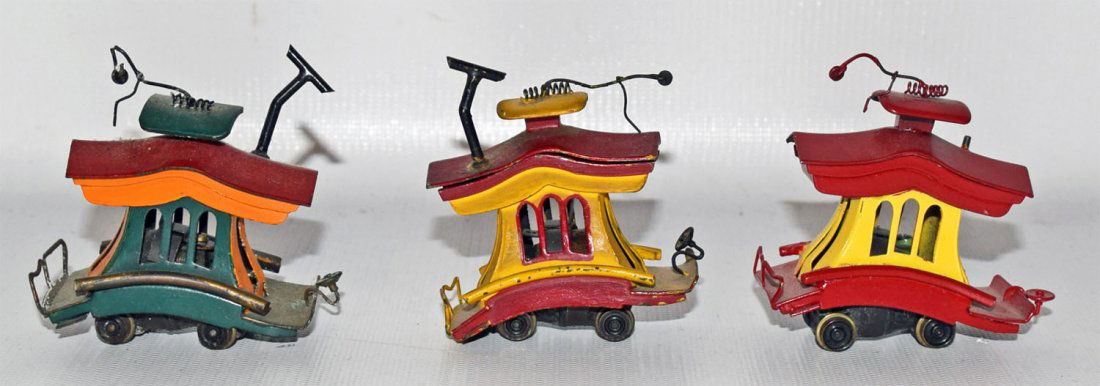 THREE KEMTRON TOONERVILLE TROLLEYS (1 of 5)