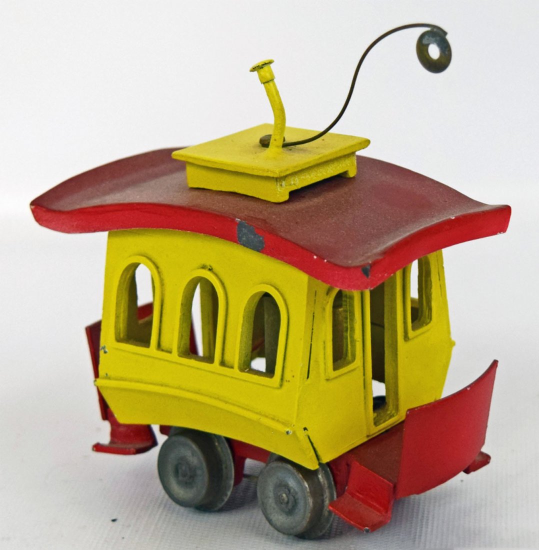 TOONERVILLE TROLLEY BY DAVID KING (1 of 3)