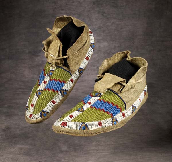 Northern Plains Moccasins