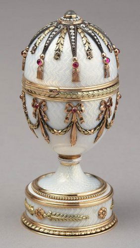 RUSSIAN FABERGE STYLE GOLD ENAMEL DIAMOND EGG (1 of 8)