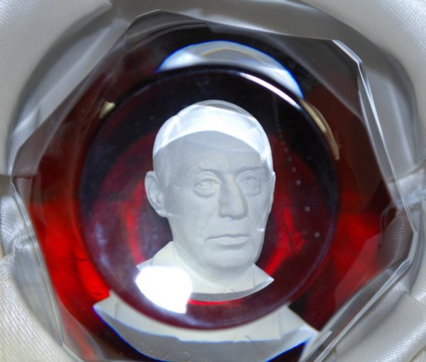 BACCARAT SULPHIDE PAPERWEIGHT