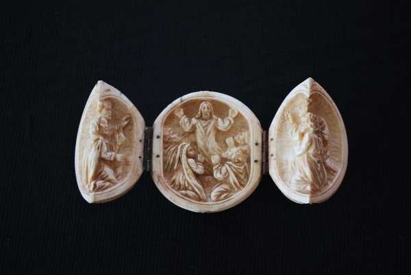 HAND CARVED IVORY SCENE SPHERE: TRIFOLDING SPHERE THAT ORIGINATED AS IVORY CUE BALL, INTRICATELY CARVED RELIGIOUS SCENE INSIDE, CIRCA 1800's, 7" DIAMETER, 4.25" x 2.25" WHEN OPEN, BUYER ARRANGES SHIPPING, WE CAN RECOMMEND LOCAL SHIP