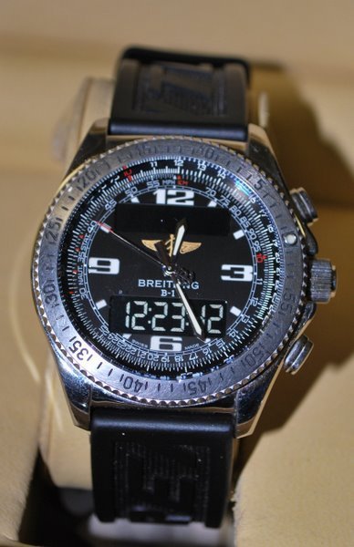 MENS S/S BREITLING B1 BOMBER: WITH BOX AND TAGS COMES ON RUBBER STRAP, SHIPPING WILL BE ADDED.