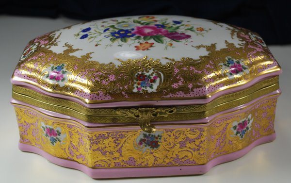 LATE 19th CENTURY SEVRES JEWELERY BOX: LATE 19th CENTURY SEVRES JEWELERY BOX DECORATED IN PINK AND GOLD WITH FLOWERS (10 X 8 X 4) PLUS SHIPPING PLUS SHIPPING
