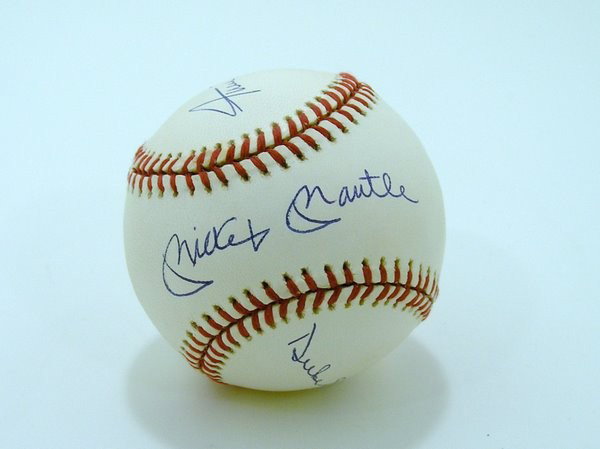 MANTLE,SNIDER AND MAYS: BASEBALL AUTOGRAPHED BY MICKEY MANTLE,DUKE SNIDER AND WILLIE MAYS