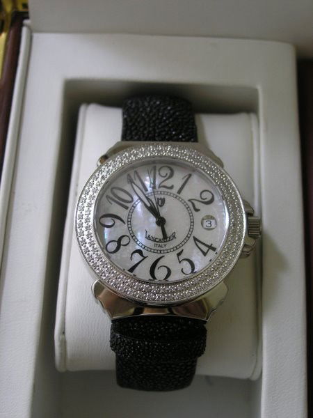 Lancaster hotsell diamond watch