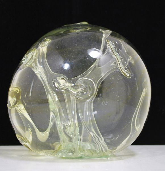 PETER BRAMHALL ART GLASS: ART GLASS ORB SCULPTURE BY PETER ( PAEDRA ) BRAMHALL, YELLOW HUE, SIGNED AND NUMBERED
