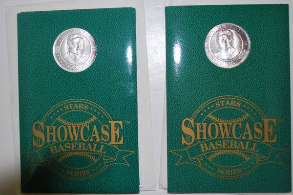 BASEBALL COMMEMORATIVE SILVER MEDALLIONS: JOHNNY BENCH & WHITEY FORD ENCASED, .999 SILVER MEDALLION FEATURES A REPLICA OF THE PLAYER AND HIS SIGNATURE, PLAYERS NAME,IDENTIFYING CITY, TWO STATS AND YEAR OF ISSUE ( 1992 )