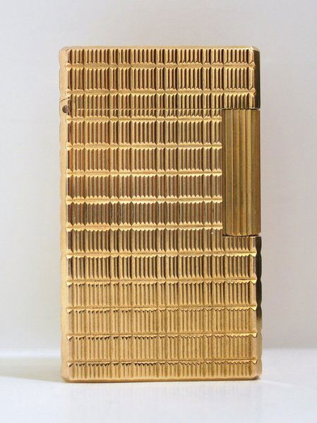 ST DUPONT GOLD PLATED LIGHTER: STIPPLE DESIGN