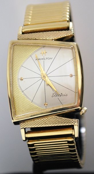 NEW OLD STOCK HAMILTON ELECTRIC: "VEGA" MODEL VERY RARE, INCLUDES BOX AND PAPERS.