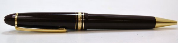 MONTBLANC MEISTERSTUCK PEN: NO 161 SIGNED AND NUMBERED BURGANDY COLOR TWIST TOP NO SCRATCHES