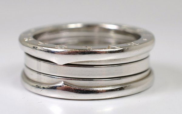 UNISEX 18KT W.G BVLGARI FLEX RING W/BOX: SIZE 59 OR APPROX. 8.75 SIGNED AND NUMBERED COMES WITH BOX