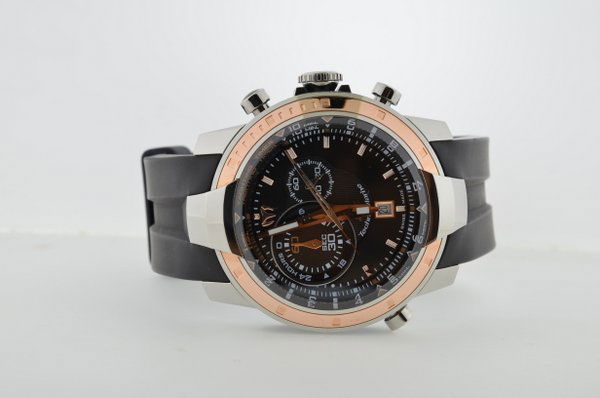 TECHNOMARINE UF6 MAGNUM YACHTING BLACK DIAL CHRONOGRAPH: Stainless steel case with a black rubber strap. Fixed bezel. Black dial with luminous hands and index hour markers. Yachting timer around the outer rim. Chronograph - Three (3) sub-dials, Quartz movem