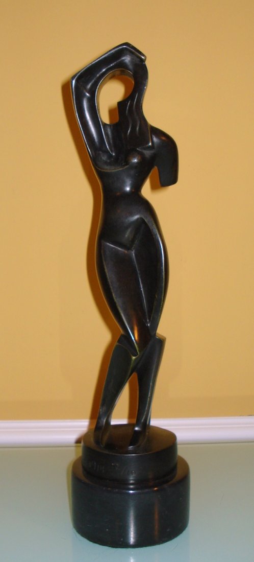 RUSSIAN/UKRAINIAN BRONZE SCULPTURE A. ARCHIPENKO: Russian/Ukrainian bronze abstract sculpture after Alexander Archipenko (1887 - 1964). Signed Archipenko and dated 1914. Measures approx. 13 1/2" height + 3" base height.