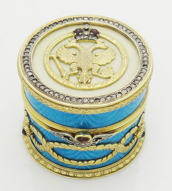 ANTIQUE RUSSIAN SILVER ENAMEL GUILLOCHE PILL BOX (1 of 5)