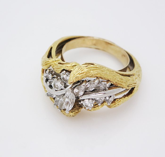 18K Gold Platinum Ring .40c Diamonds and .80c Marq Diam (1 of 4)