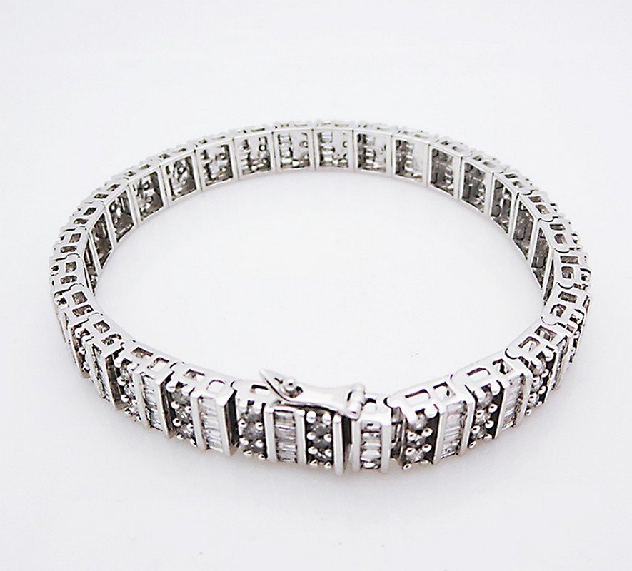 14K Gold Bracelet with two shape Diamonds (1 of 4)