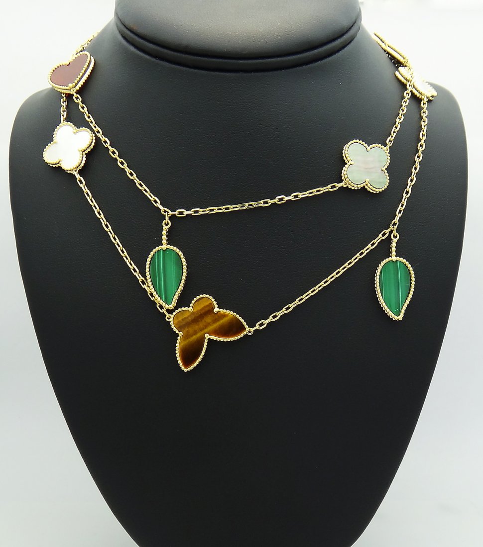 Van Cleef & Arpels 18k Yellow Gold Lucky Alhambra 12 (1 of 3)