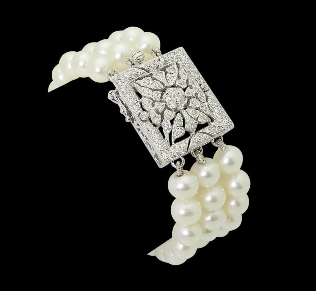 Brand Name 18k White Gold Cultured Pearl & 0.66 TCW (1 of 6)