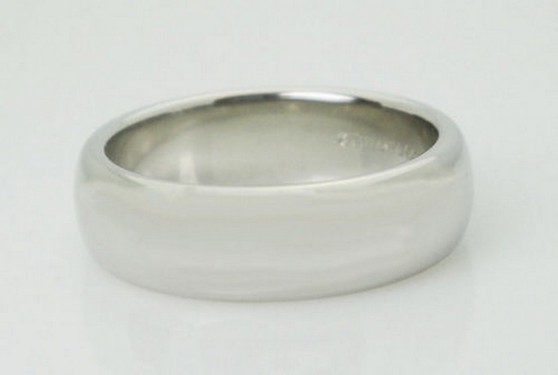 Tiffany & Co. Platinum 950 6mm Wedding Band size 6.5 (1 of 3)