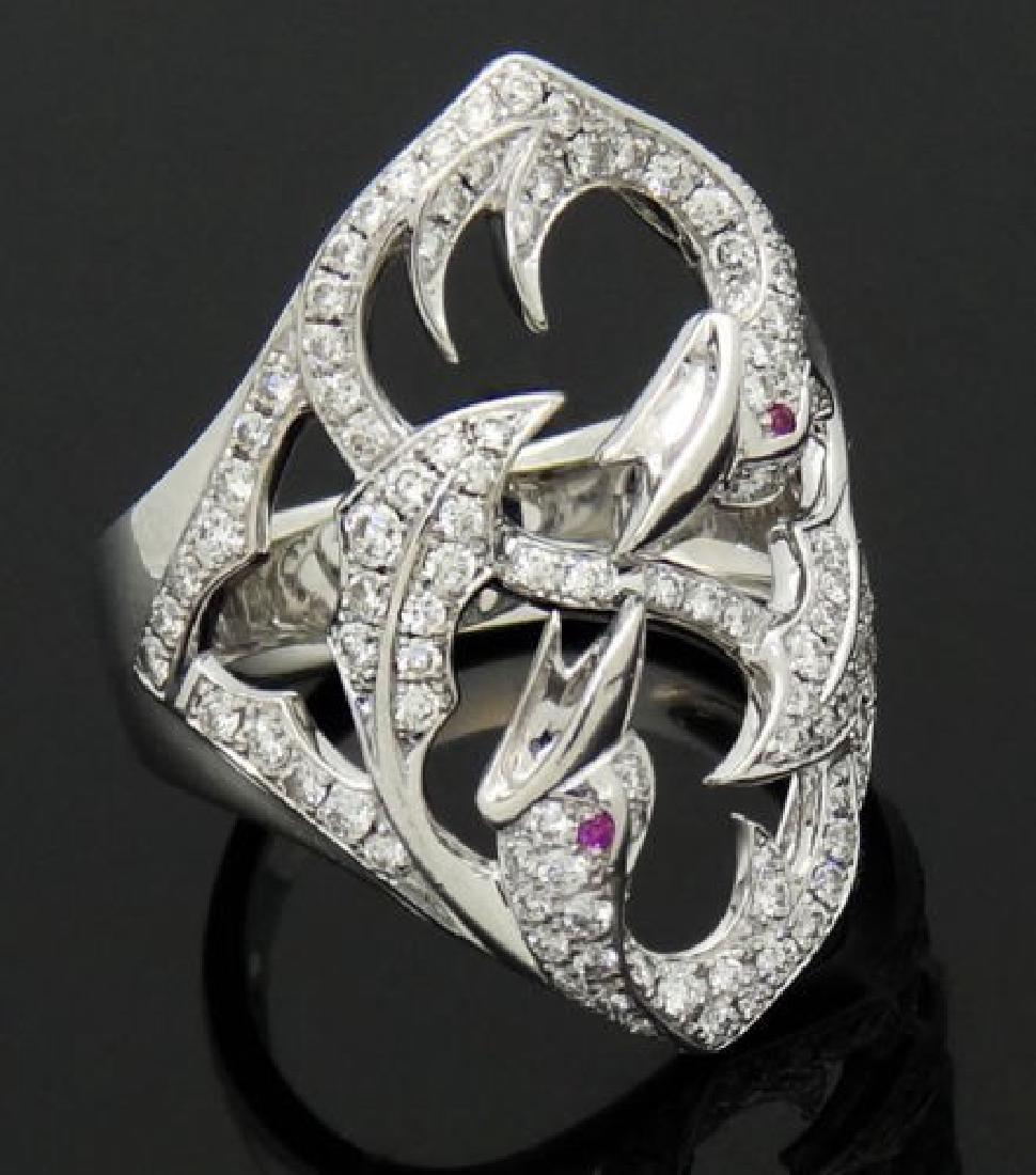 Stephen Webster 18k Gold Round Cut Diamond Birds: Stephen Webster 750 (18k) White Gold Brilliant Round Cut Diamond Birds Ring Size 7 Designer: Stephen Webster Stones & Gems: Brilliant Round Cut Diamonds Total Item Weight: 10g Size: 7 Measurements: 26