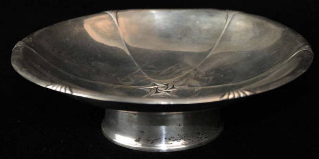 rare Eliel  Saarinen design Art Deco  sterling silver: made by Charter Company, division of Barbour Silver Co. ca. 1931 having fluted bowl with stylized spiral pinwheel motif in middle 7.25" x 2.25"-9.6 troy oz