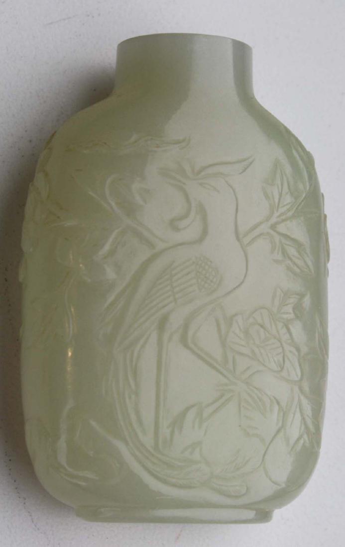 Chinese antique carved white jade snuff bottle. (1 of 6)
