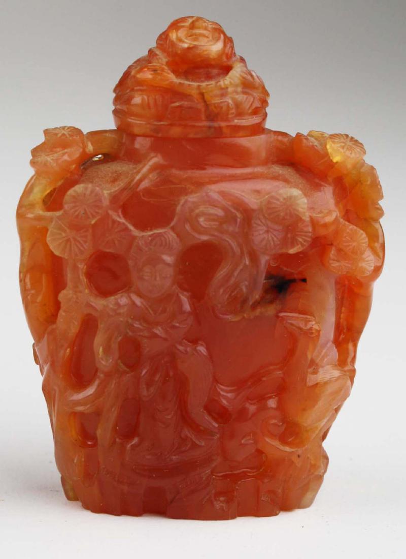 Chinese antique carved agate snuff bottle. (1 of 9)