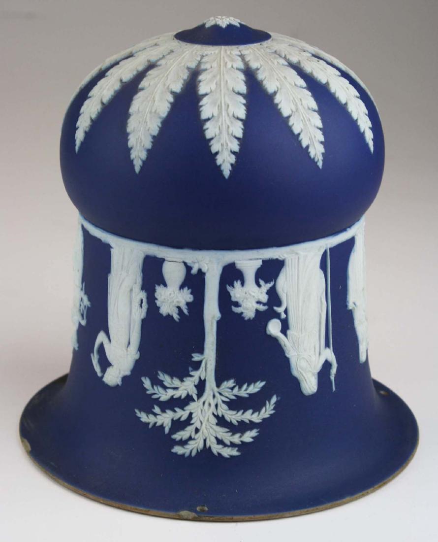 scarce Wedgwood cobalt dip Jasperware pottery hanging (1 of 9)