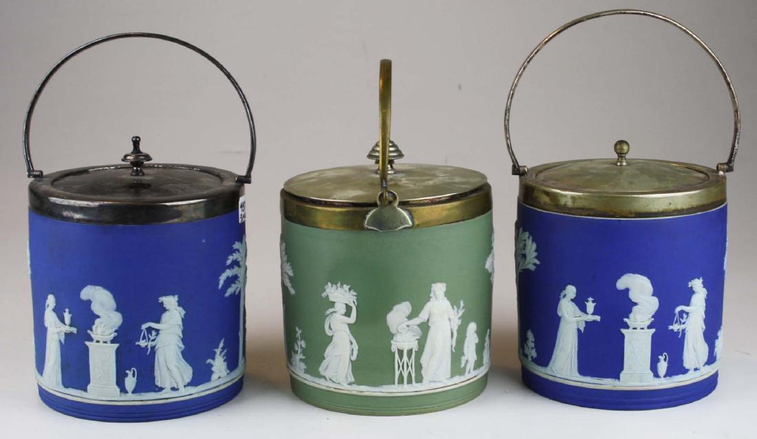 3 Wedgwood cobalt and sage green dip Jasperware biscuit (1 of 4)