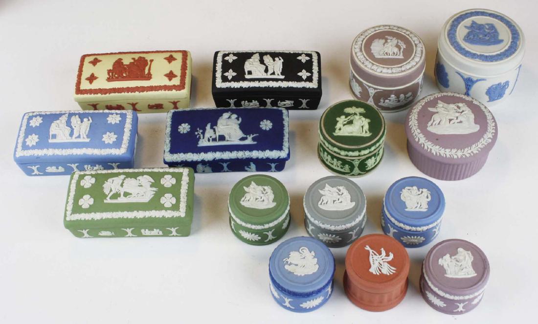 15 Wedgwood Jasperware covered boxes including (1 of 6)