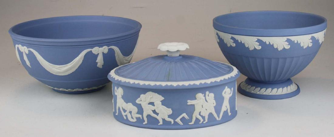 3 Wedgwood solid blue Jasperware pieces, mint in (1 of 5)