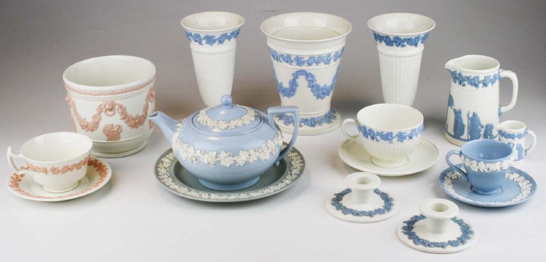 13 pcs Wedgwood  Embossed Queensware porcelain (1 of 6)