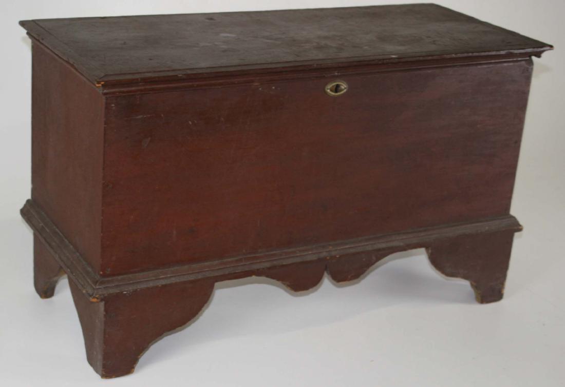 18th century bootjack end blanket chest (1 of 2)