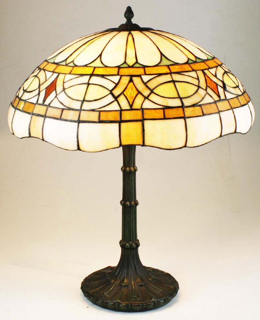 ca 1900 leaded glass bronze base table lamp (1 of 9)