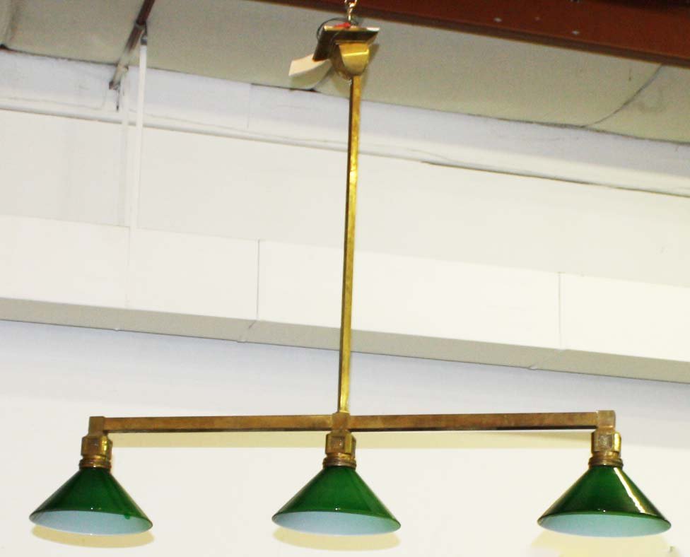 ca 1910 Arts & Crafts brass lighting fixture (1 of 2)