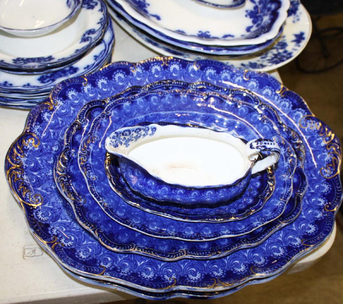 21 pcs late flow blue china incl. platters (1 of 3)