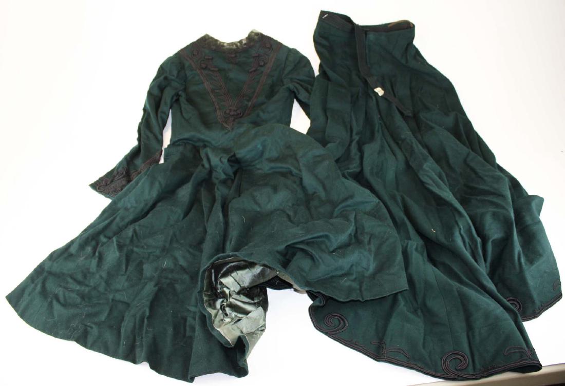 Victorian 2 piece green wool dress out fit (1 of 10)